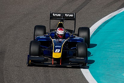 Tes F2 Abu Dhabi: Albon pimpin hari terakhir, Gelael P16