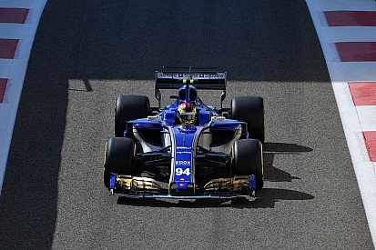 Sauber delays 2018 driver decision