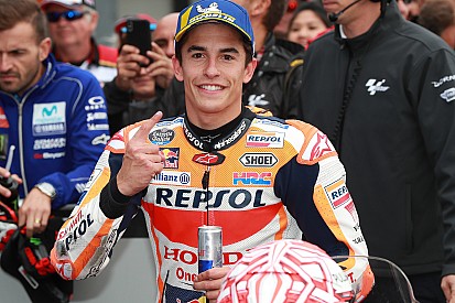 Marquez: "Dipende tutto da Iannone: se lui lo vuole, domani non vinco"
