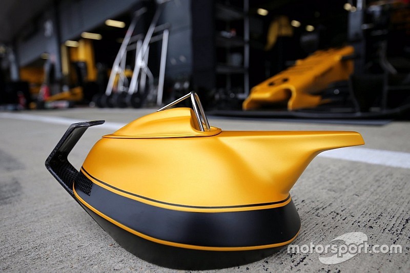 В честь юбилея Renault в Ф1 выпустили чайник, вспомнив шутку 70-х
