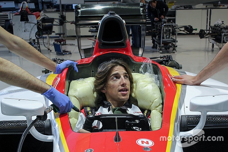 Merhi en los test de F2 con Campos