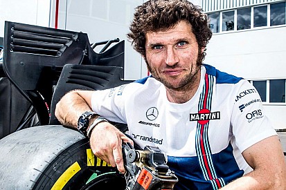 Гай Мартін дебютує у Ф1 в якості механіка Williams!