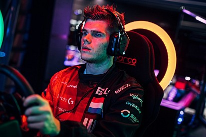 Gamer se torna piloto oficial do simulador da McLaren