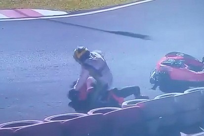 Verrücktes Video: Kart-Prügelei nach Unfall in Brasilien