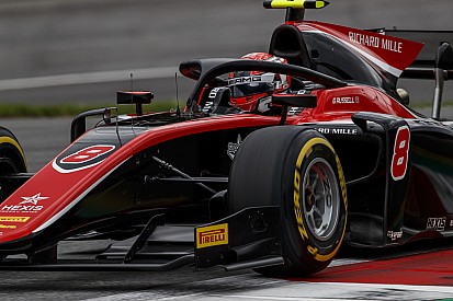 Russell gana en la carrera principal en Austria