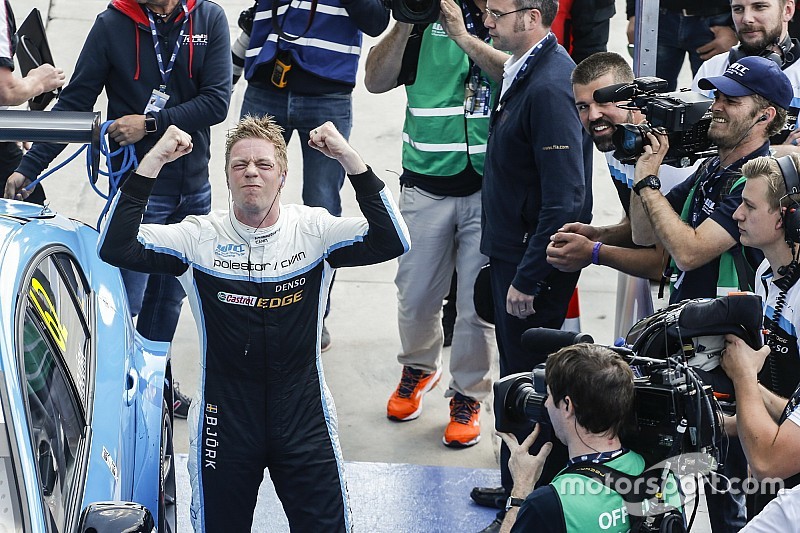 WTCC у Монці: Бйорк виграв головну гонку вікенду
