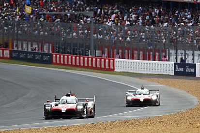 Toyota #7 fecha hora 3 na liderança; Alonso faz sua estreia