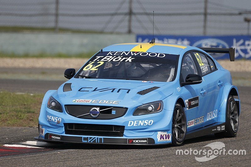 WTCC в Шанхаї: Бйорк — найшвидший в першій практиці