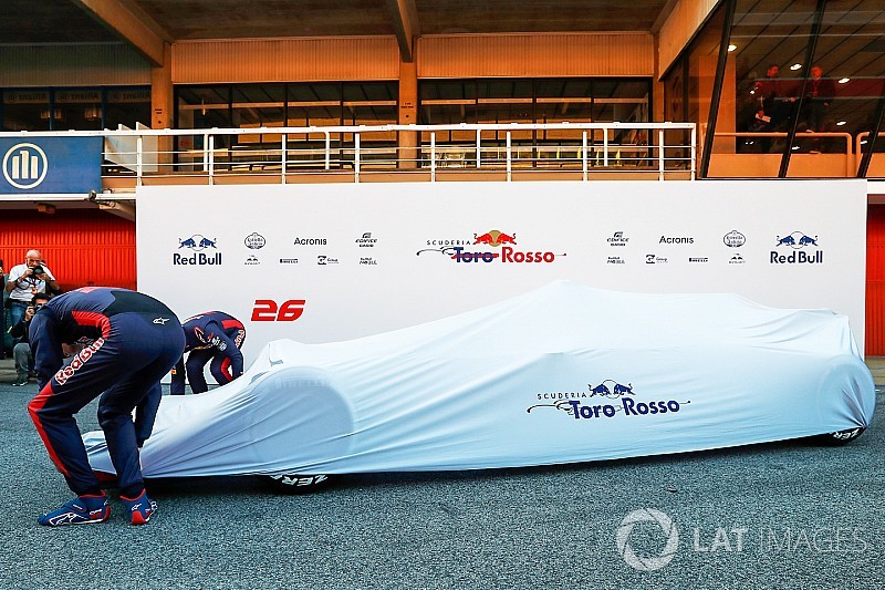 トロロッソ・ホンダ”第1号”となるSTR13、2月25日に発表