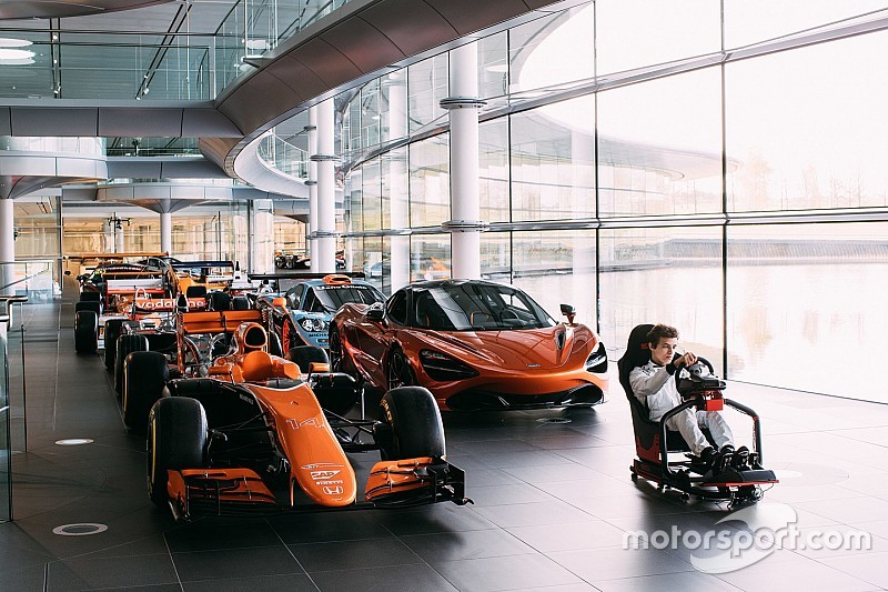【F1】マクラーレン、シミュレーターを用いてEスポーツに参入