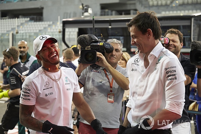 Hamilton: Wolff ile kış toplantımız 2017'ye baştan başlamamızı sağladı