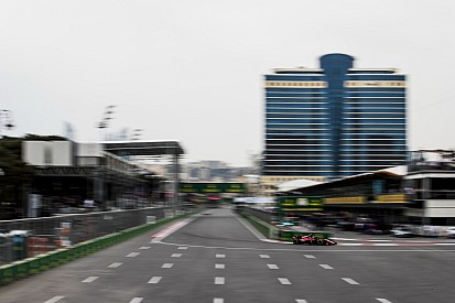 Ф2 в Баку: юніор Mercedes виграв спринт