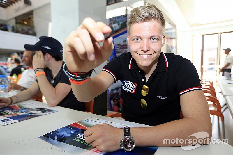 Un test sur l'Audi RS 5 DTM pour Yann Ehrlacher