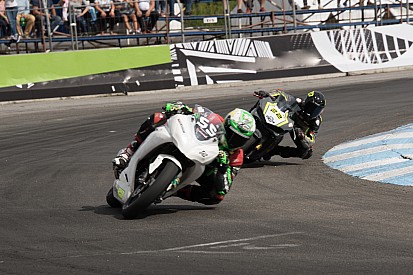 MotoOpenFest, гонка Supersport-300, Lady, Master: хто кращий – Калінін чи Михальчик?
