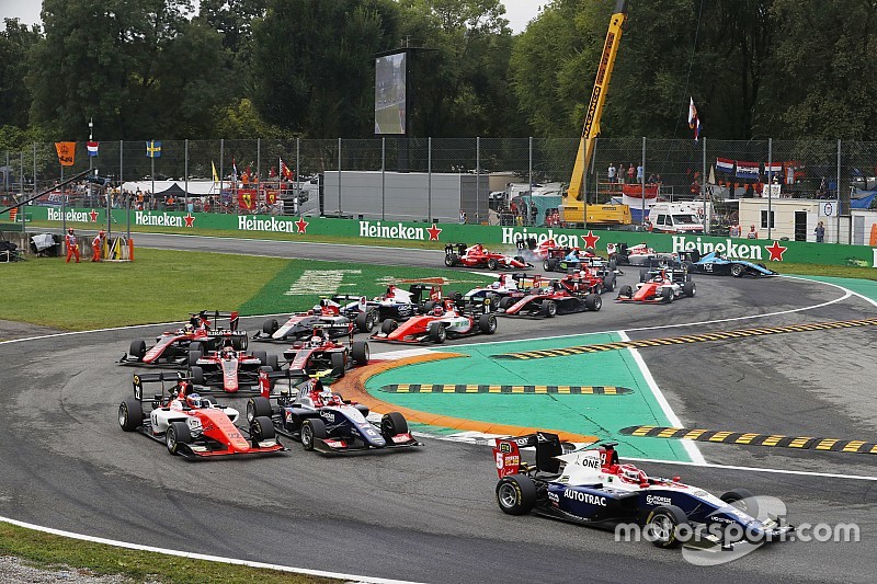 GP3 в Монці: Піке переграв Алезі у спринті