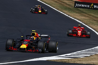 Verstappen alla Alonso: "E' tragico, sul rettilineo sembrava di correre in un'altra categoria"