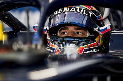 Маркелов сядет за руль Renault на тестах в Венгрии
