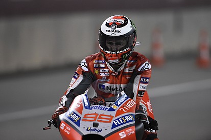 Lorenzo diz não desperdiçar atenção com futuro na Ducati