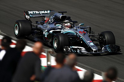 Mercedes Monaco için endişeli