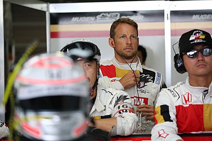 Button twaalfde bij debuut in Super GT