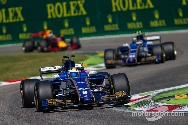 Száz új alkalmazottat szerződtetne a Sauber új csapatfőnöke