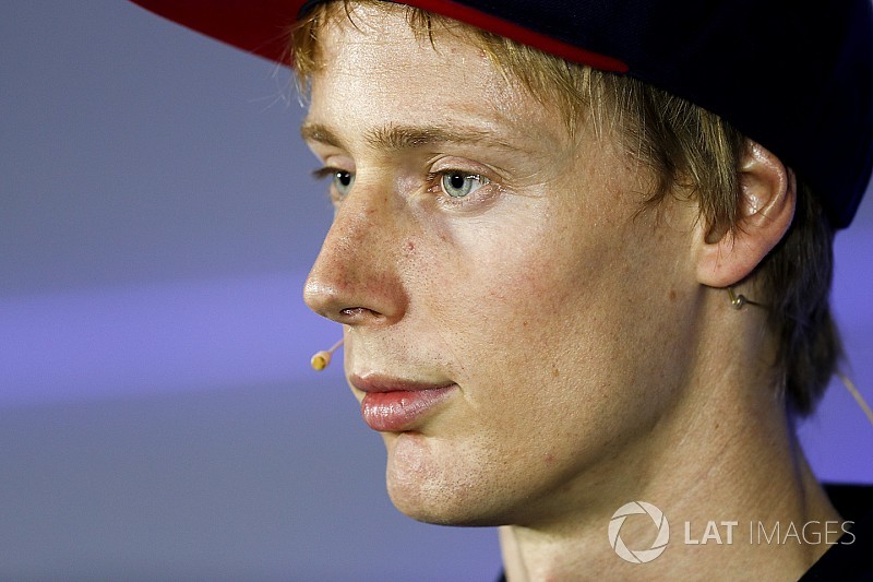 Hartley troca peça de motor e tem nova punição em Abu Dhabi