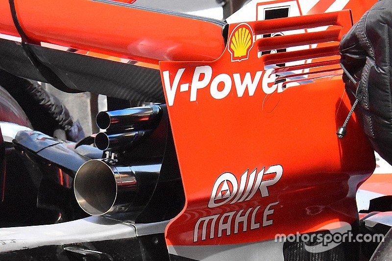 Ferrari experimenteert met unieke uitlaatopstelling