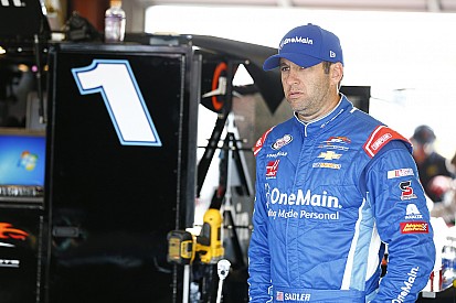 Sadler goes 'back to school' before Xfinity title showdown
