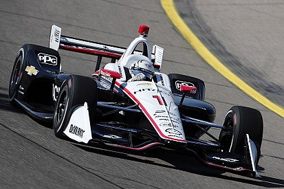 Newgarden encabeza la práctica final en Iowa