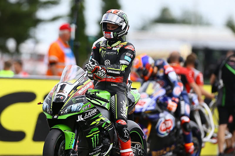 Rea inaugura la domenica di Brno con il miglior tempo anche nel Warm-Up