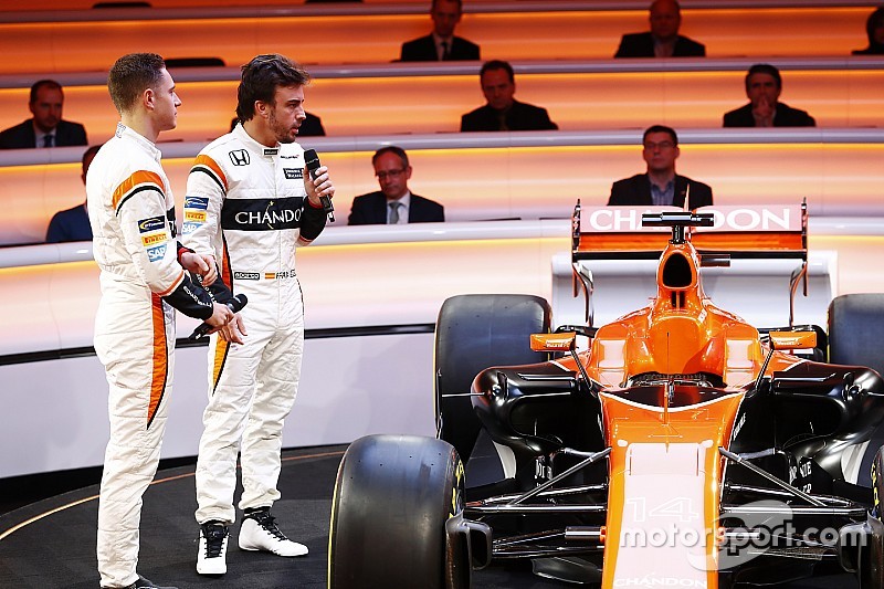 Alonso over nieuwe McLaren: “Mooiste auto uit mijn F1-carrière”