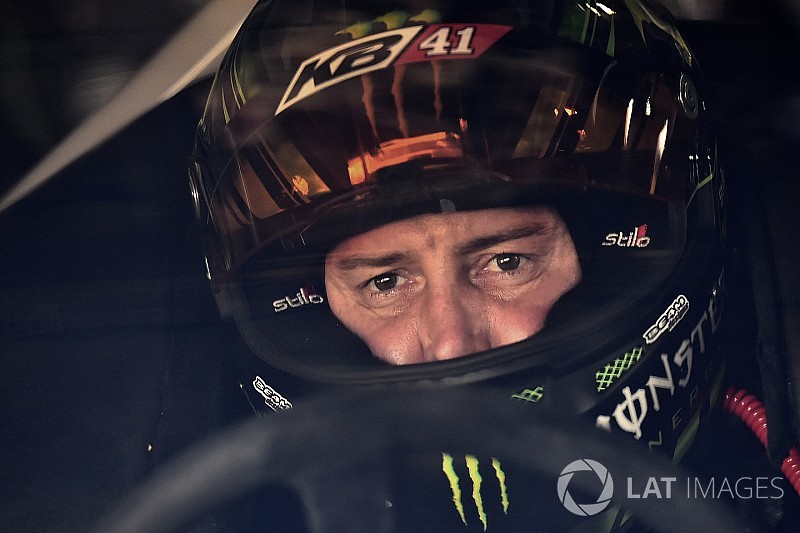 Kurt Busch celebrates his 600th Cup start at Bristol