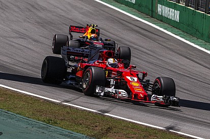Red Bull chiede 4 motori per il 2018. Ferrari non cambia le regole
