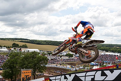 Herlings breekt sleutelbeen bij valpartij tijdens training