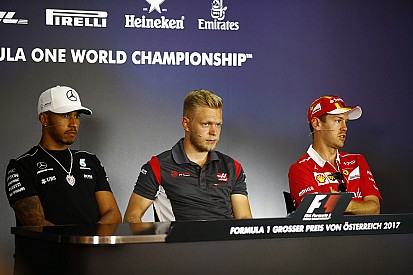 Vettel ve Hamilton'ın basın toplantısında verdiği cevaplar