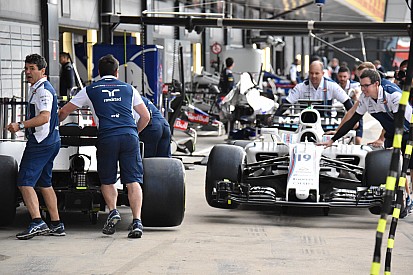 Williams випробувала різні пакети оновлень у Сільверстоуні