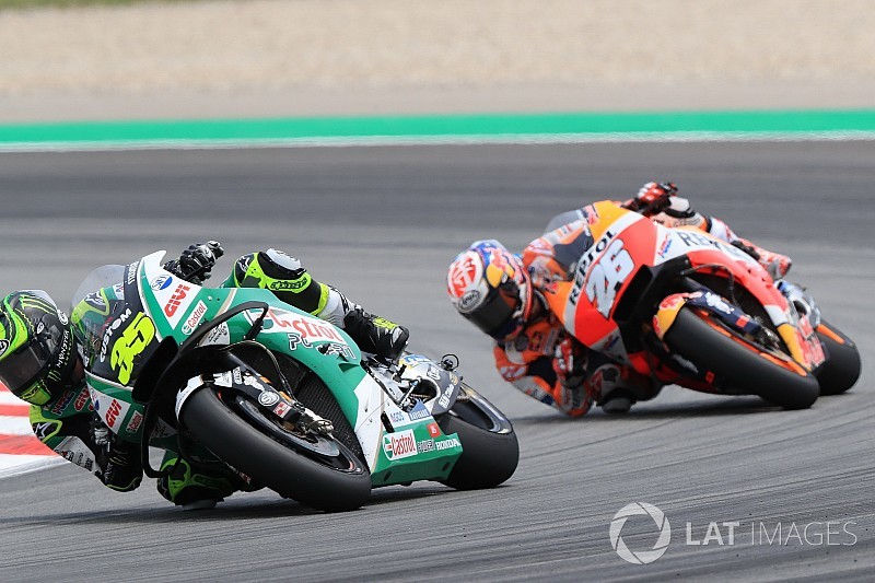 Crutchlow, Pedrosa'nın ayrılışından sonra çılgın teoriler üretileceğine inanıyor