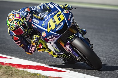 Rossi: “El equipo que logre hacer trabajar las gomas, dominará el Mundial”