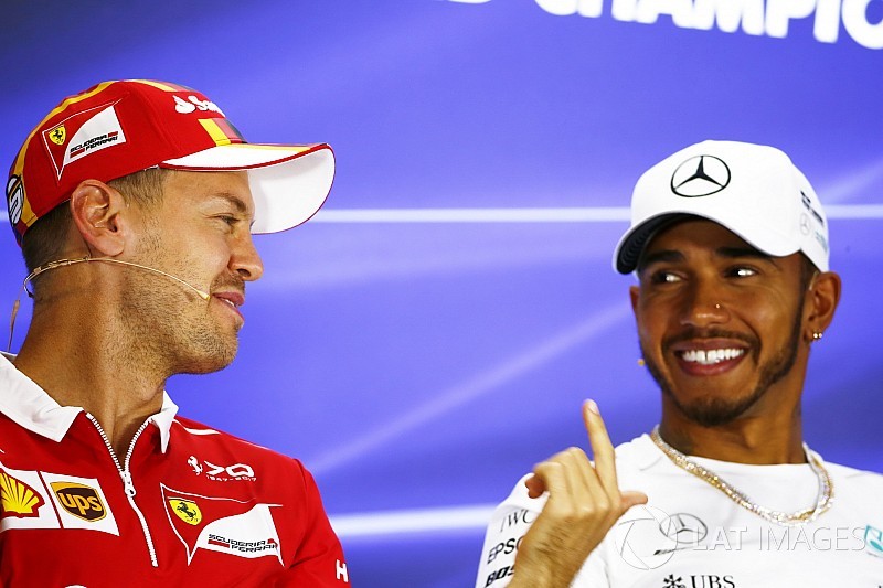 Egy napon mutatják be az új F1-es Ferrarit és a Mercedest