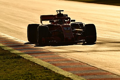 Raikkonen: İstesek çok daha hızlı gidebilirdik