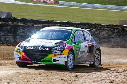 Tim SLR tes mobil WRX baru di Silverstone