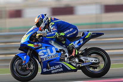 Suzuki im Ducati-Sandwich: Rins und Iannone loben Fortschritte