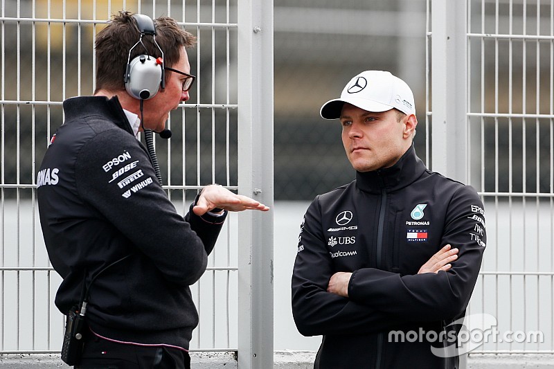 Bottas: Rosberg'in Hamilton'ı yenmesi üç yılını aldı