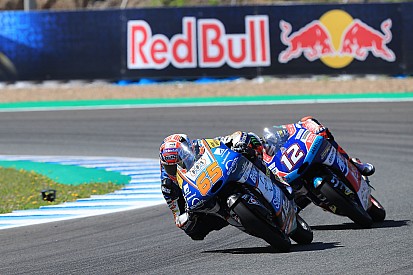 Philipp Öttl évite le chaos et s'impose à Jerez