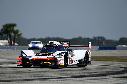 Castroneves logra el mejor tiempo para Penske en el inicio en Sebring