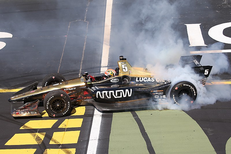 IndyCar in Iowa: Hinchcliffe besiegt Newgarden
