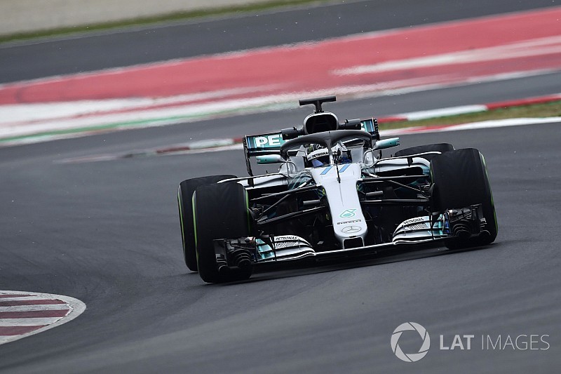 Hamilton, Mercedes için öğleden sonra sürüş yapmak istememiş