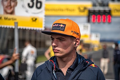 Verstappen : Si Red Bull ne progresse pas, ce sera "une autre histoire"