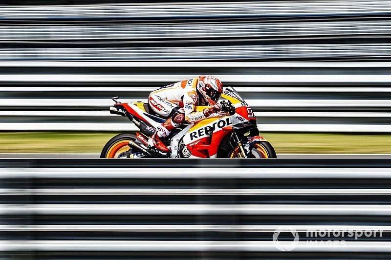 Márquez passa pelo Q1 e derrota Rossi pela pole na Tailândia