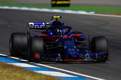 Toro Rosso sürücüleri henüz tam olarak memnun değil